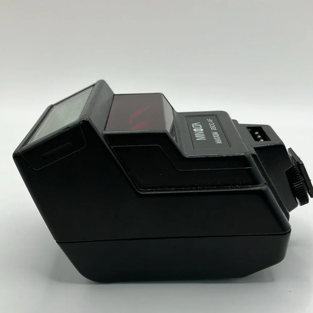 Minolta Maxxum 2800‎ AF Flash for Camera Untested